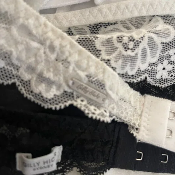 EUC Gilly Hicks Bralettes, Small - Picture 8 of 12